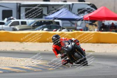 media/Apr-10-2022-SoCal Trackdays (Sun) [[f104b12566]]/Turn 2 (1135am)/